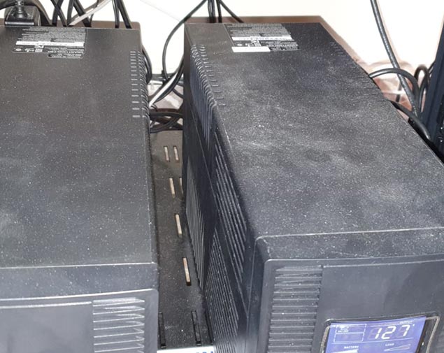 server computer dust